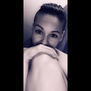 Meet your Posher, Cora